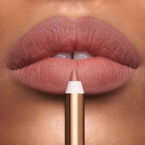 Lip Cheat Re-Shape & Re-Size Lip Liner
